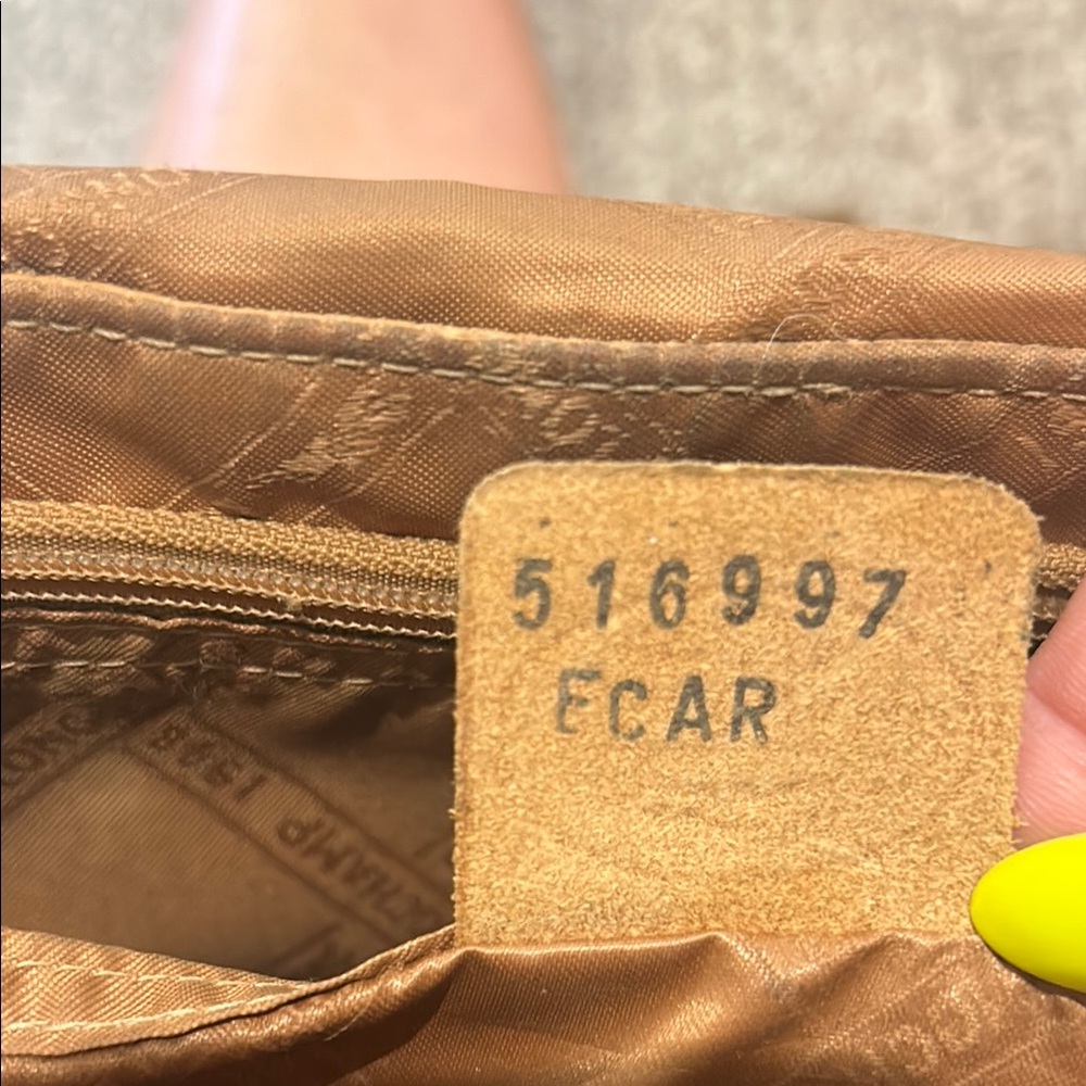 Vintage Longchamp Tan Crossbody Bag with Adjustable Strap - Picture 16 of 16